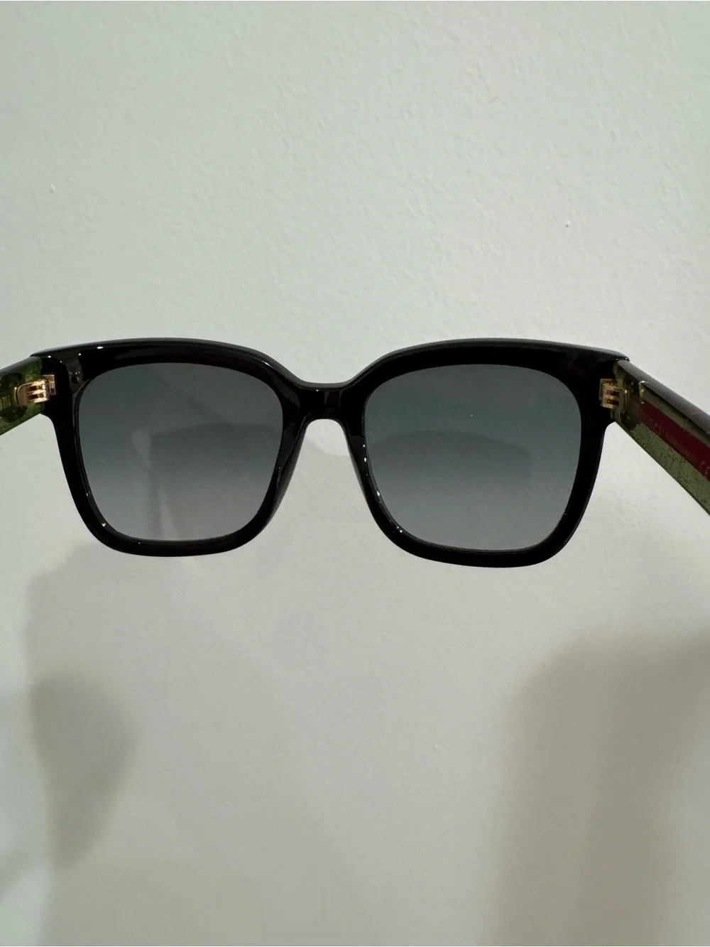 Gucci Black Oversized Cat-Eye Sunglasses